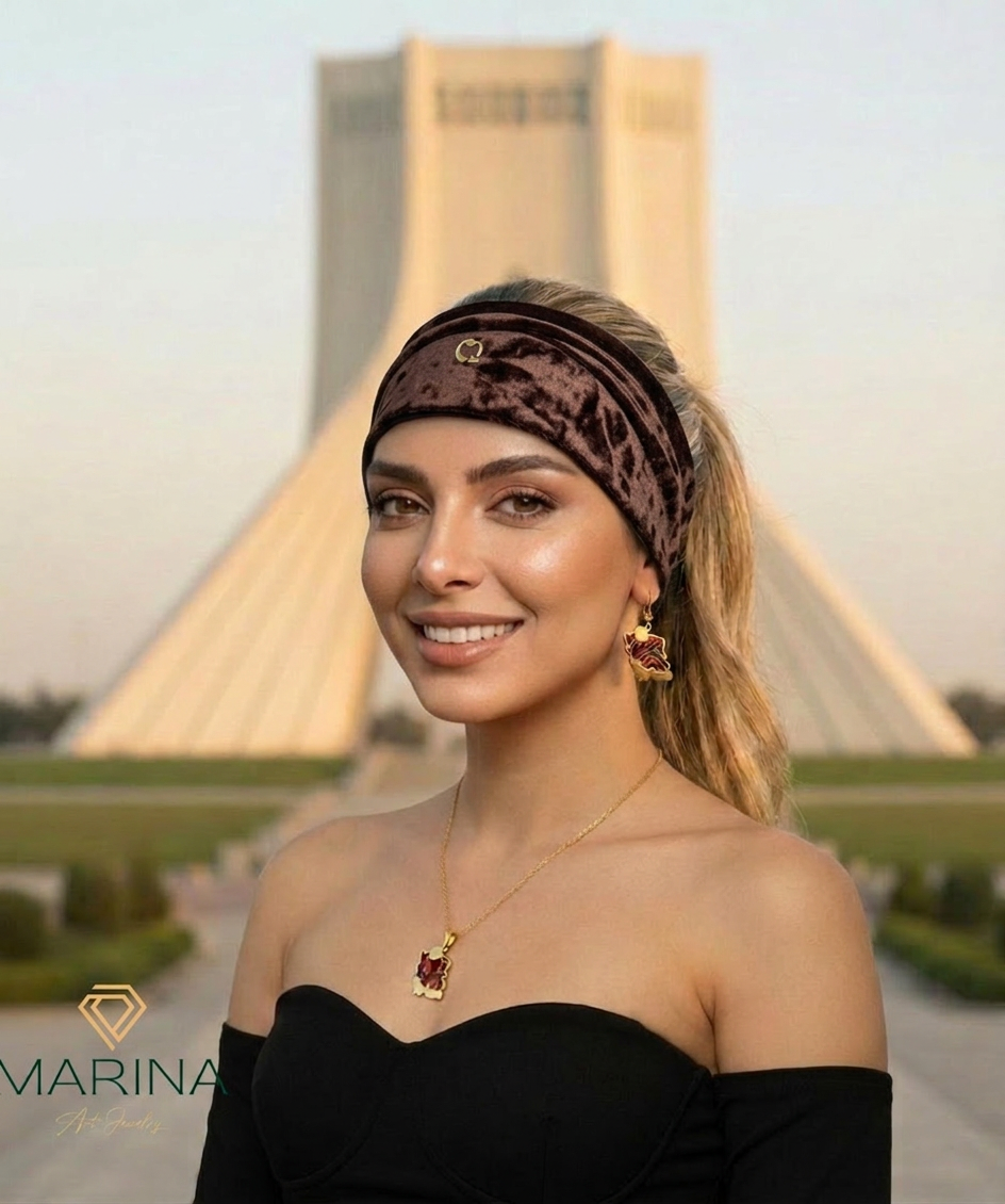 Jewelry Portrait Fashion Product Photography